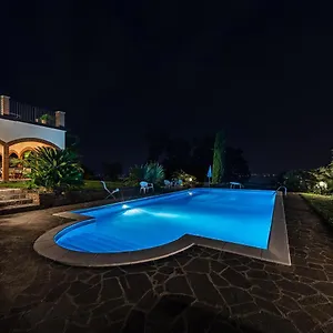 https://daller-bianca.it-lombardy.com